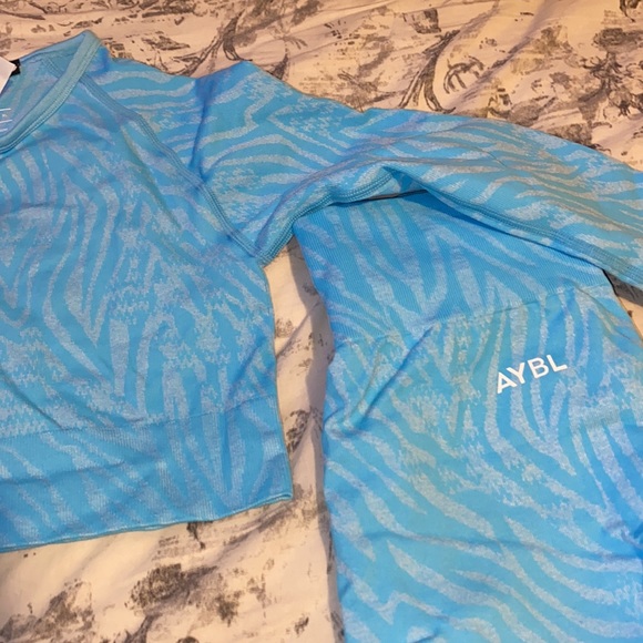 Work out matching set - Picture 2 of 5